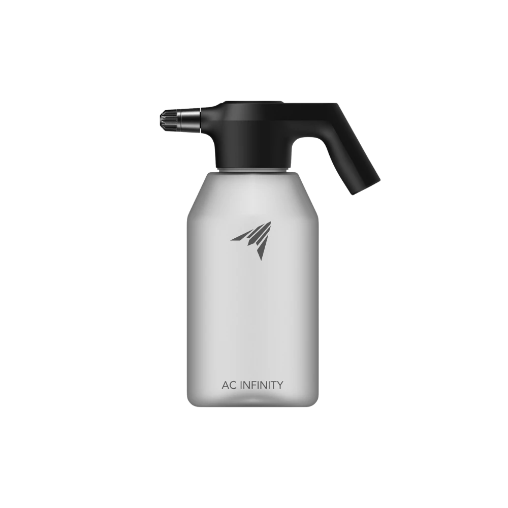 AC Infinity automatischer Wassersprüher 2L mit schwarzem Sprühkopf und grauem Tank, Frontlogo und Tragegriff
