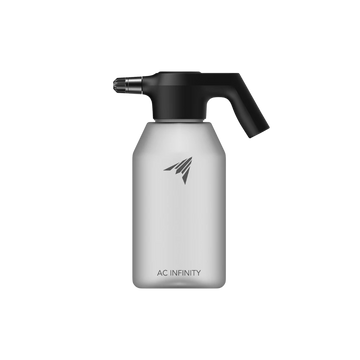 AC Infinity automatischer Wassersprüher 2L mit schwarzem Sprühkopf und grauem Tank, Frontlogo und Tragegriff
